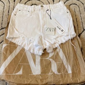 White Zara shorts
